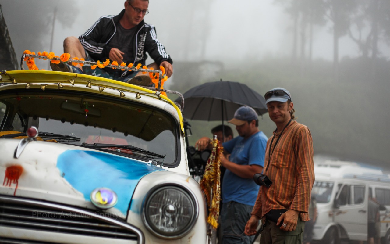 Shooting of Holy Cow / filmuojant Šventą karvę Shooting Holy Cow